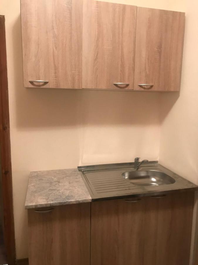 Ararat-Holosiivskyi Hostel Kiev Bagian luar foto